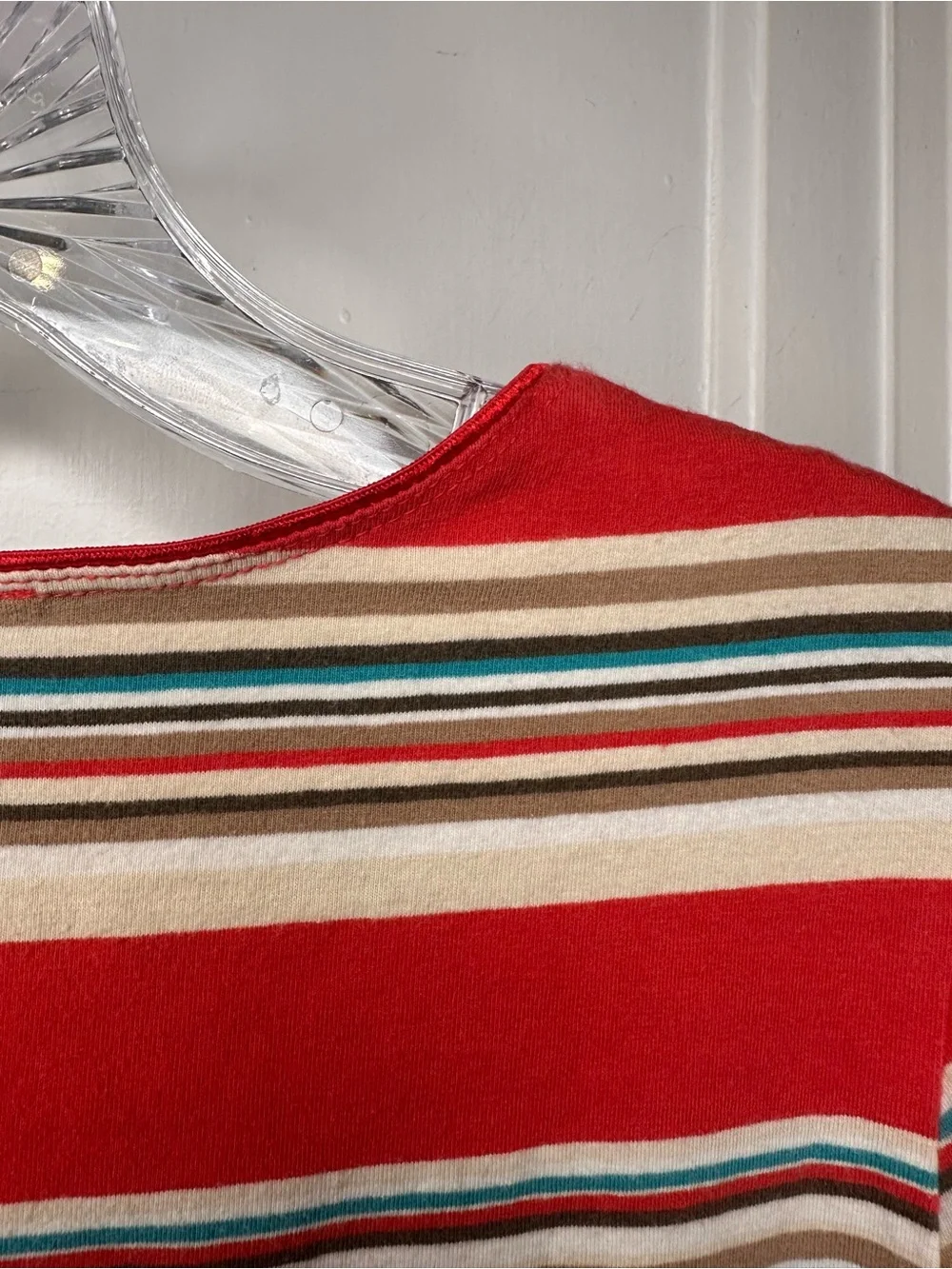 Liz Claiborne striped scoop